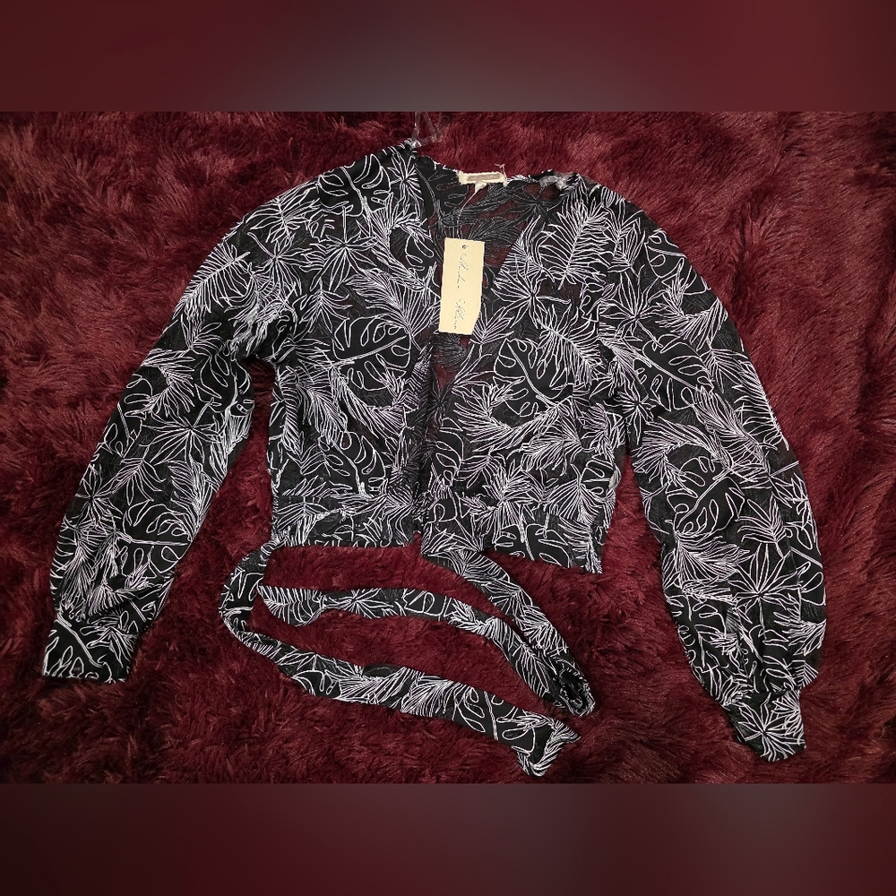 Floral Black and White Crop Top